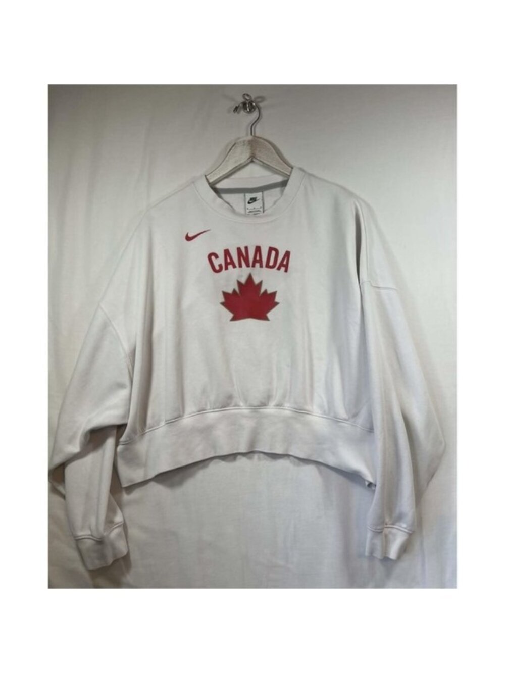 Nike Team Canada Cropped Sweatshirt‎ Womens Medium White Red Maple Leaf Pullover
